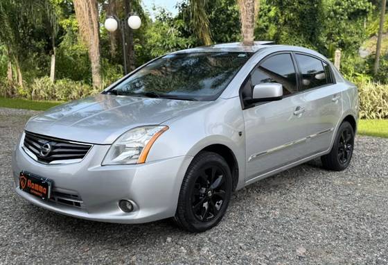 NISSAN SENTRA 2.0 S 16V FLEX 4P MANUAL NISSAN SENTRA 2.0 S 16V FLEX 4P MANUAL